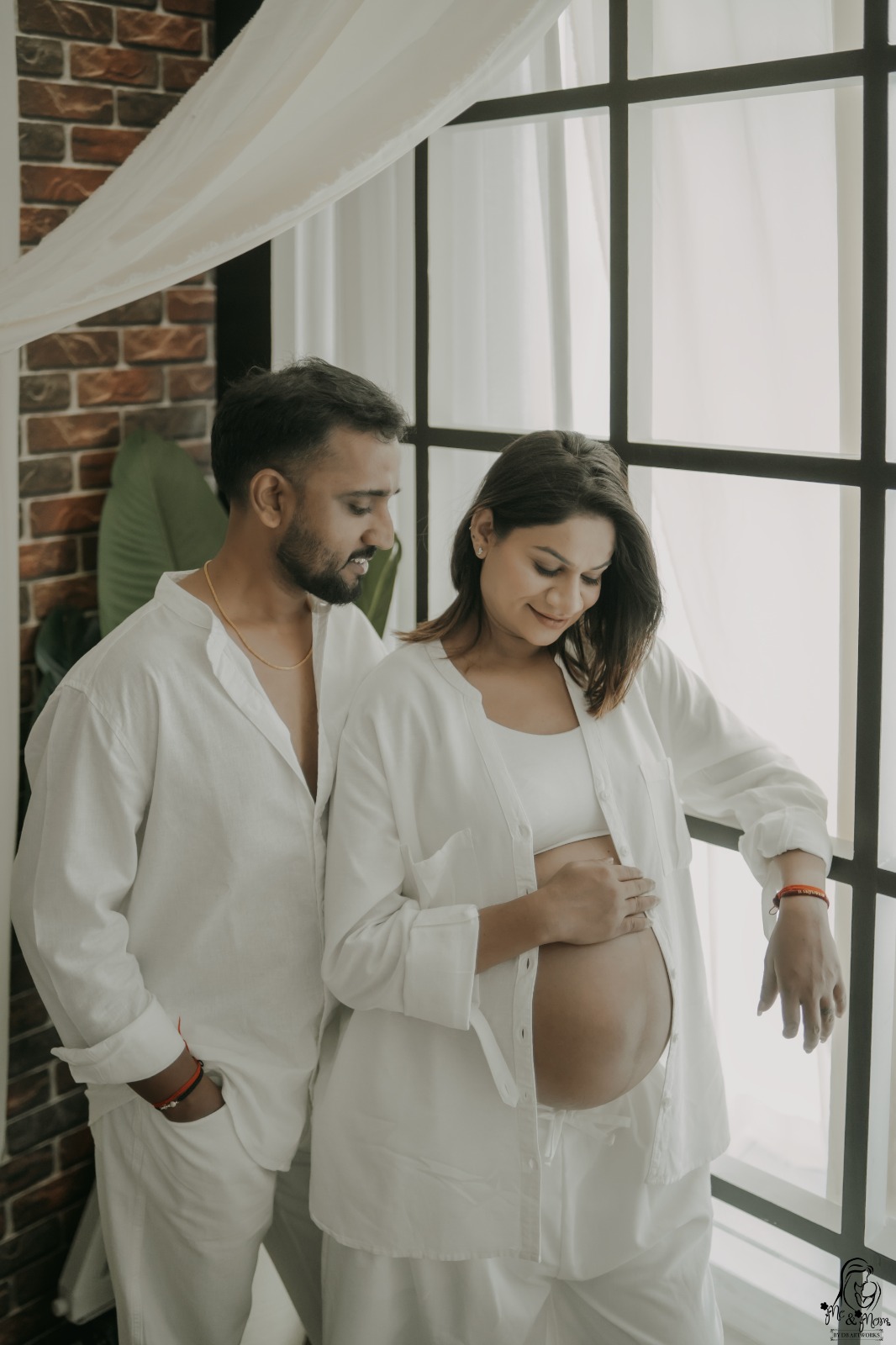 Maternity Photoshoot Cost in Pune: Pricing, Packages & What to Expect