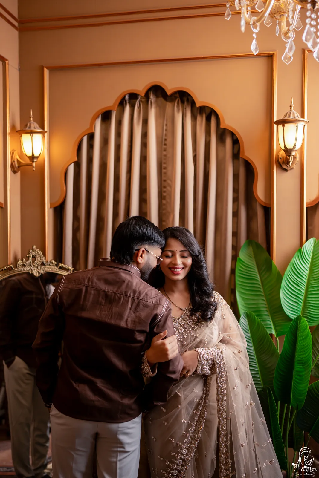 indoor-couple-photoshoot-pune01